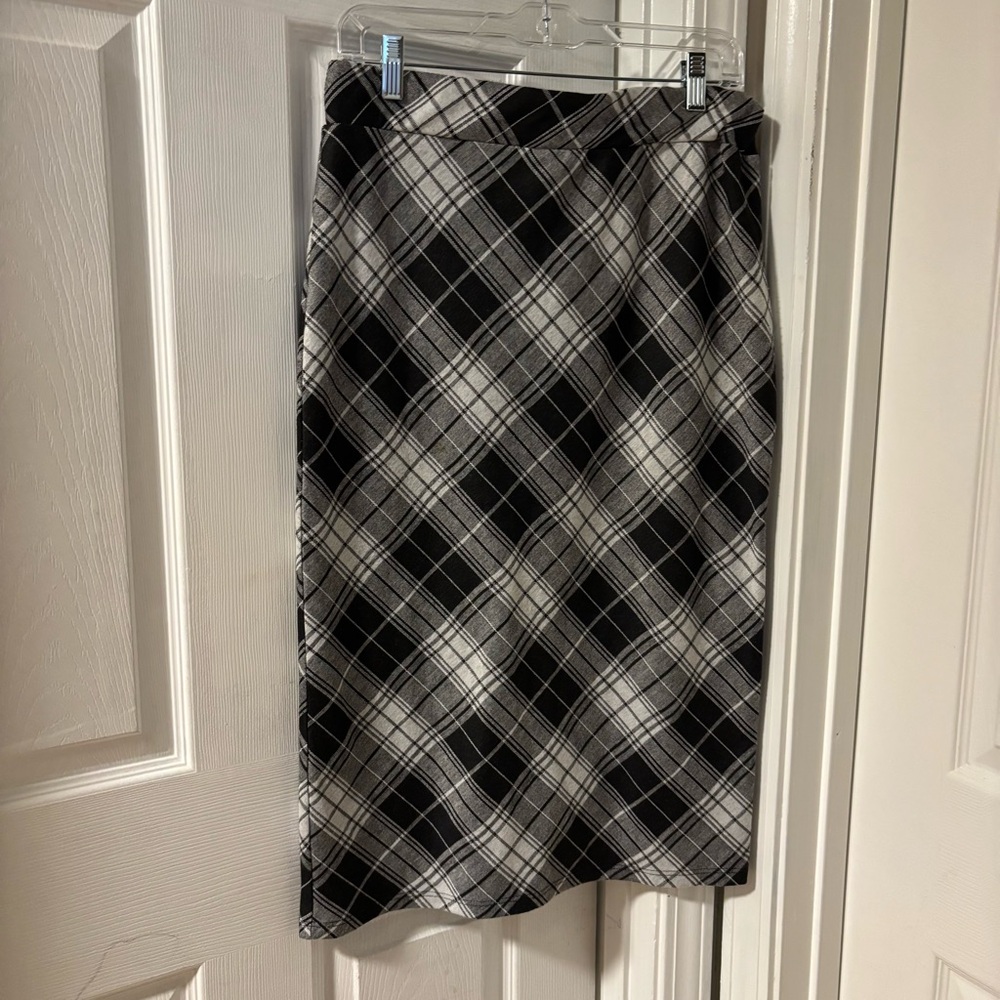 Sunny Leigh Black and Gray Plaid Midi Skirt with a split